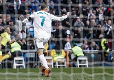 Nghịch lý Ronaldo tuổi 33 vẫn có giá trị rất cao với Real