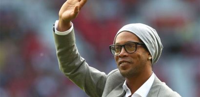 Ronaldinho bắt đầu sự nghiệp chính trị ở Brazil