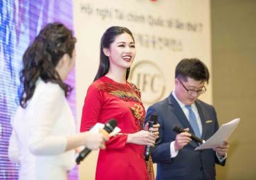 Á hậu Thanh Tú vinh dự trở thành Đại sứ thiện chí đầu tiên tại ‘Hội nghị Tài chính Quốc tế Việt – Hàn’
