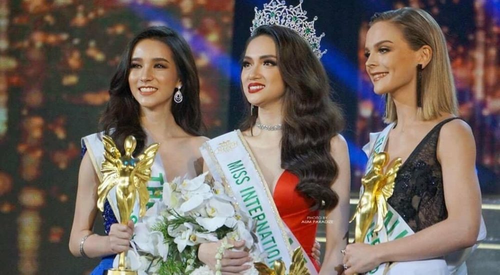 Hương Giang đăng quang Hoa hậu Chuyển giới Quốc tế 2018
