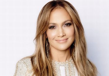 Jennifer Lopez: ‘Từ vũ công trở thành nữ hoàng Latinh bốc lửa’