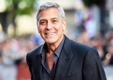 George Clooney từng tặng cho hội bạn thân mỗi người 1 triệu USD