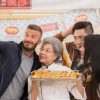 Đóng quảng cáo bánh trứng Macau, David Beckham bị ném đá tới tấp vì nói sai tiếng địa phương