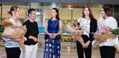 NTK Nhật Dũng rạng rỡ đón tân Hoa hậu, Á hậu Áo 2018 tại Việt Nam