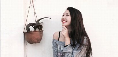 Nhan sắc nóng bỏng của nữ sinh 18 tuổi trong MV ‘gây sốt’ HongKong1
