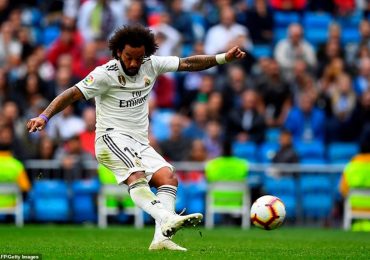 Real Madrid lập kỷ lục tệ hại trong trận thua Levante