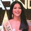 Miss Earth Phương Khánh: ‘Tôi buồn khi bị chê bai’