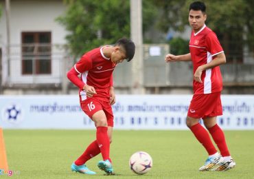 AFF Cup 2018: Văn Quyết chấn thương, Việt Nam trở lại sân tập ngay sau chiến thắng