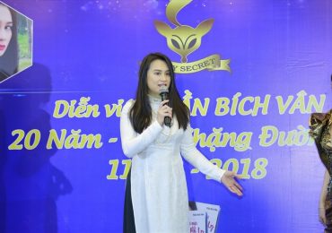 Diễn viên Bích Vân tái xuất với tập thơ, kịch bản điện ảnh