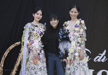 Chị em Nam Anh – Nam Em hóa nàng tiên hoa tại ‘AMI Fashion show 2018’