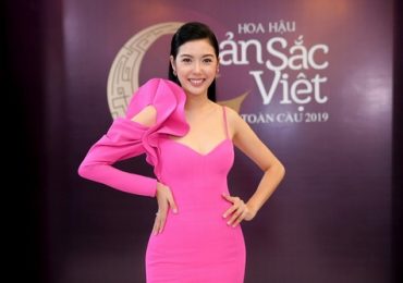 Á hậu Thúy Vân rạng rỡ, xuất hiện trong vai trò mới tại Hoa hậu Bản sắc Việt Toàn cầu 2019