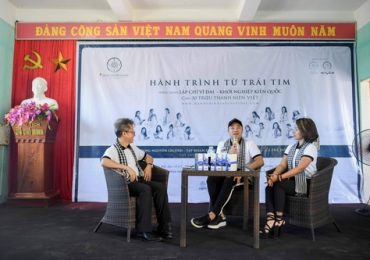 Minh Quân hát sung, Thái Thùy Linh thân thiện với chiến sĩ