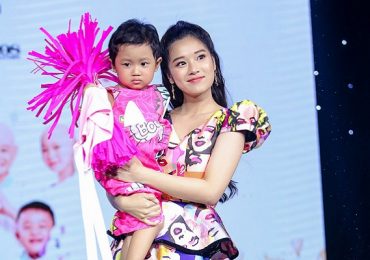 Hoàng Yến Chibi trình diễn thời trang cùng bệnh nhi ung thư