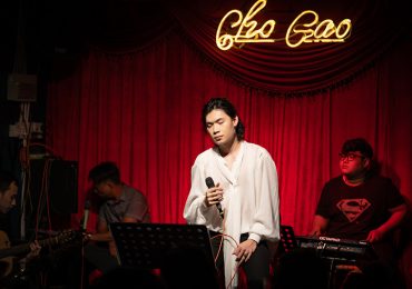 Quang Trung gây bất ngờ khi hát live liên tục 23 ca khúc không mệt mỏi