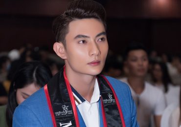 Sau Mister Việt Nam 2019, quán quân Phạm Minh Quyền ‘choáng’ vì tin nhắn gạ tình