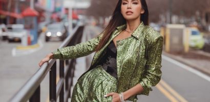 New York Fashion Week ngày đầu tiên: Minh Tú cá tính trong outfit màu neon nổi bật
