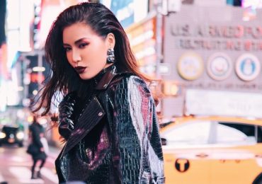 Minh Tú lại tiếp tục tung bộ ảnh street style sành điệu tại New York