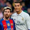 Vì sao áo đấu của Ronaldo không có trong bộ sưu tập của Messi?