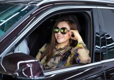 Ca sĩ Hoàng Châu được chồng tặng xe 2 tỷ mừng sinh nhật sớm