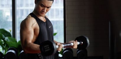 ‘Mài mình’ trong phòng gym, Nam vương Lương Gia Huy bị đồn chuyển sang làm PT