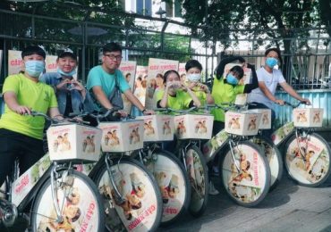 Fan tổ chức đạp xe diễu hành mừng Hiền Hồ ‘tái xuất’