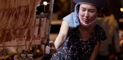 Hoa hậu Thùy Tiên và cả ‘rổ’ biểu cảm hài hước khi đi bán mực