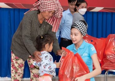 Hoa hậu Bảo Ngọc tặng nhà ‘Đại đoàn kết’ cho hộ dân khó khăn ở Tây Ninh