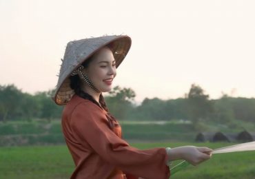 Ca sĩ bolero Lâm Nguyệt Ánh thử sức mình với dòng nhạc Dân gian