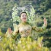 Ca sĩ Trang Nhung trở lại ca khúc tự sáng tác ‘Mong thế giới yên bình’