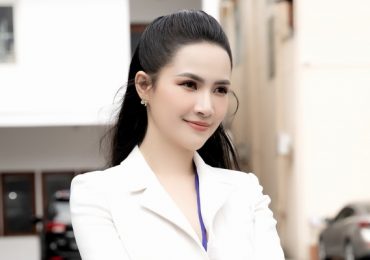 Hoa hậu Phan Thị Mơ: Đóa hoa đồng nội ‘vừa đỏ vừa thơm’