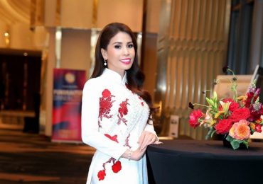 Lý Hương cùng mỹ nhân Việt dự tiệc gây quỹ từ thiện