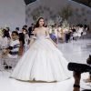 Á hậu Yến Nhi, Kim Chi lộng lẫy diễn váy cưới