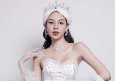 Phí Phương Anh chính thức tung MV Dancing Queen, thông điệp đầy tích cực
