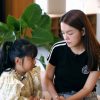 Phạm Quỳnh Anh cho con gái 7 tuổi thử làm trợ lý và nhận kết đắng