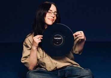 Sao Việt phấn khích khi Billie Eilish ra mắt album mới