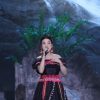Dấu ấn Việt: Nông Sim ‘chiếm spotlight’ nhờ nhan sắc xinh đẹp và giọng hát cao vút