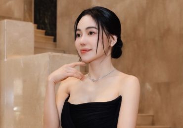 Cận nhan sắc U.50 của nữ chủ tịch Miss Grand Vietnam