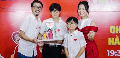 Hứa Minh Đạt tự hào khi dắt vợ con về quê hương để quay gameshow