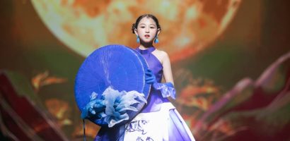 ‘Thần tiên tỷ tỷ’ 11 tuổi – Linh Nhi diễn catwalk show thời trang quốc tế