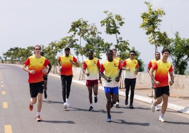 Dàn nam vương Mr World 2024 chuẩn bị cho giải marathon tại Vũng Tàu