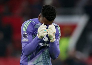 Yếu tố khiến Onana thua kém De Gea