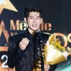 Nguyễn Minh Công được tôn vinh ‘Fashion Designer Of The Year’