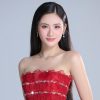 Hoa hậu Ý Nhi ghi điểm khi xuất hiện trên truyền thông Ấn Độ
