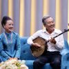 NSND Hồng Vân ngưỡng mộ chuyện tình 50 năm của đôi nghệ sĩ đờn ca tài tử Song Oanh và Sáu Hưng