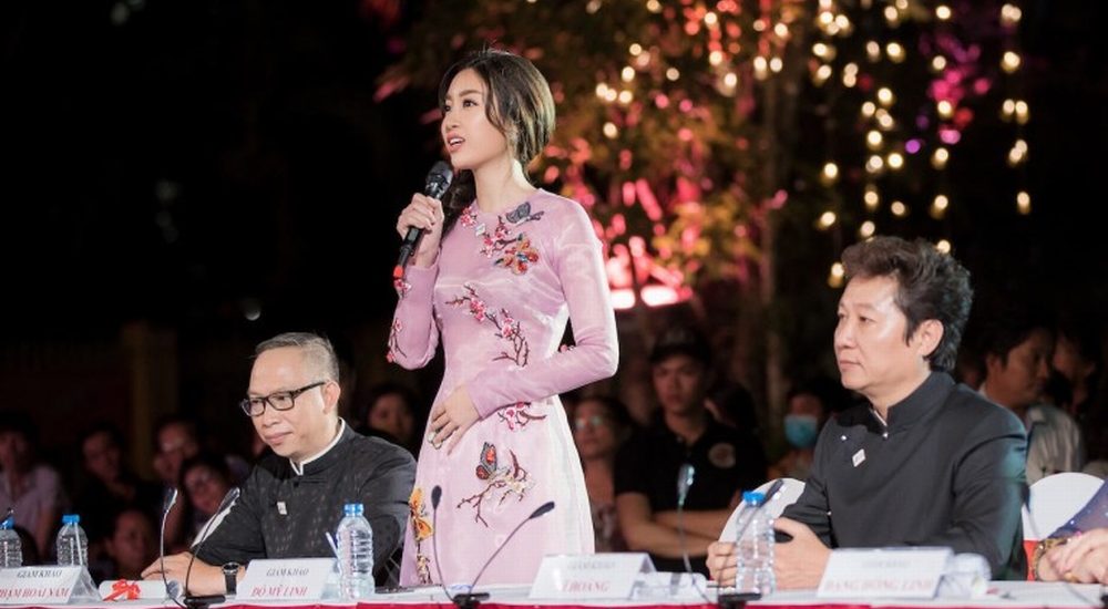 Hoa hậu Mỹ Linh là giám khảo trẻ tuổi nhất của ‘Duyên dáng Áo dài’