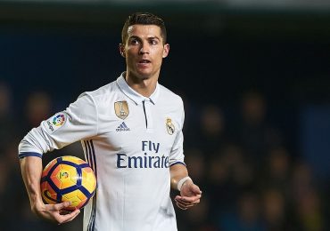 Vì World Cup 2018, Ronaldo chấp nhận ‘xuống nước’ với cơ quan thuế