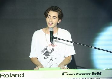 Greyson Chance, Bùi Anh Tuấn, Amee liên tiếp mang hit ‘khủng’ lên sân khấu ‘A night of sensation’