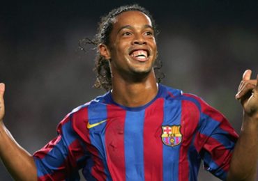 Ronaldinho chuẩn bị tái xuất ở tuổi 39