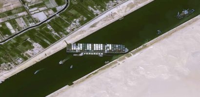 Cảnh báo nguy cơ gia súc đói, chết trên 20 tàu kẹt ở kênh đào Suez