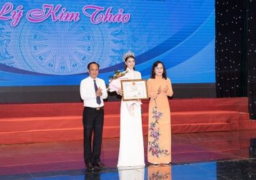 Lý Kim Thảo tích cực làm từ thiện sau khi đăng quang Hoa hậu Du lịch Việt Nam Toàn cầu 2021